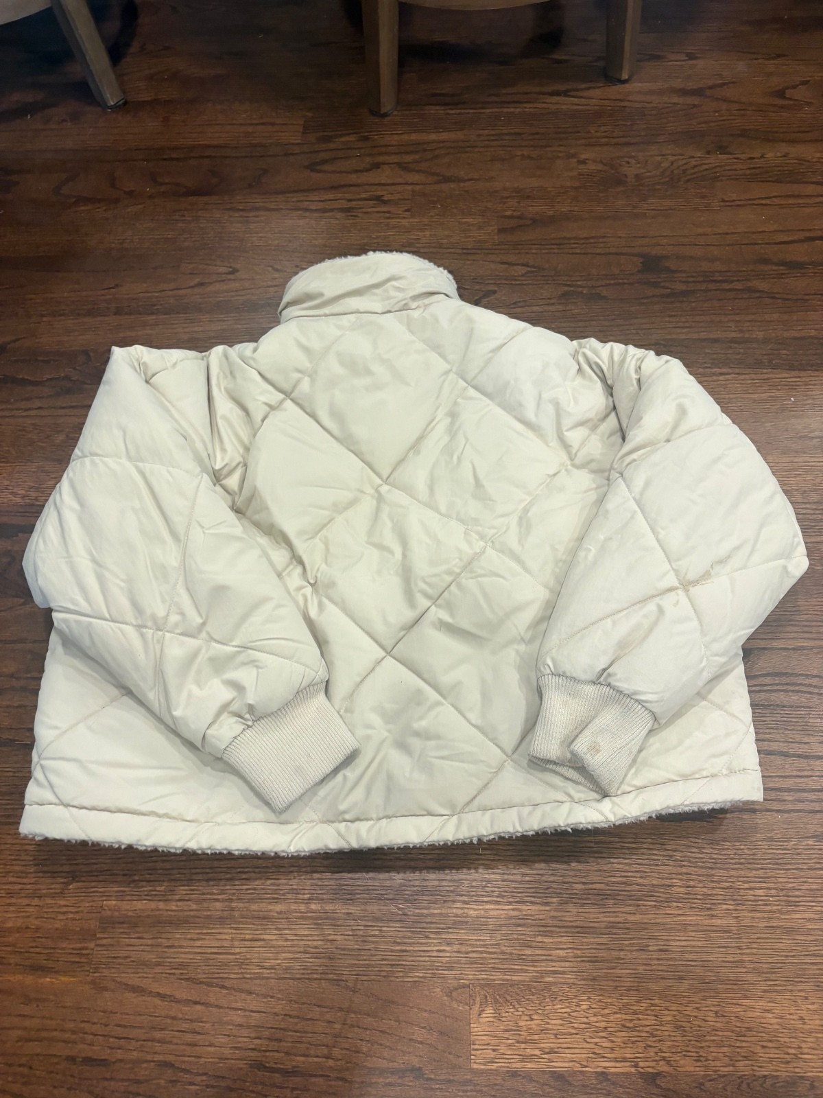 American Eagle Reversible Sherpa Lined Quilted Jacket – Small