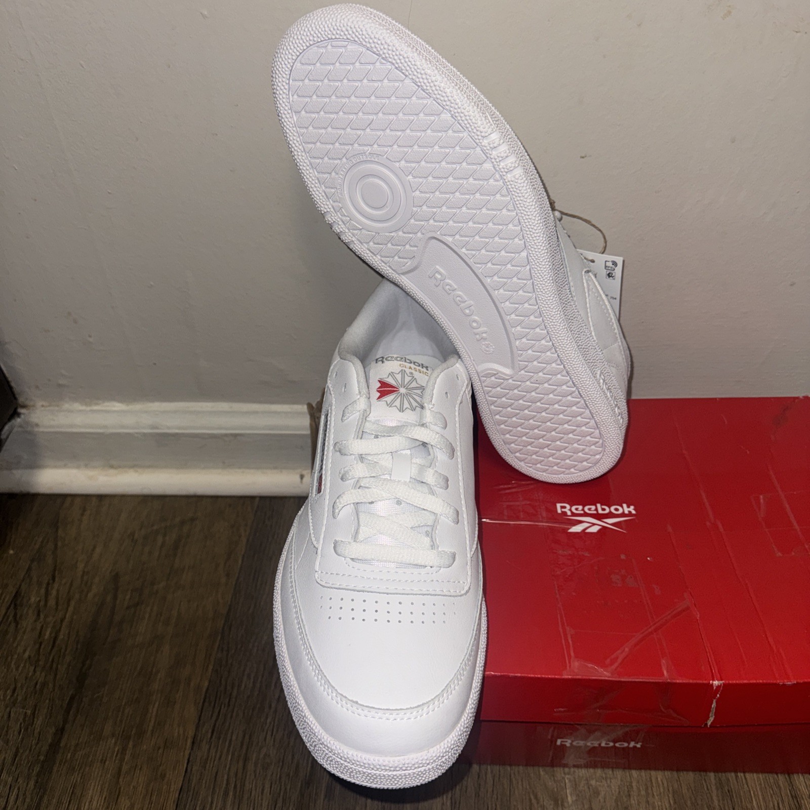 -Reebok Club C 85 Classic Men’s White Low Top Lace-Up Sneakers Solid Mens 11