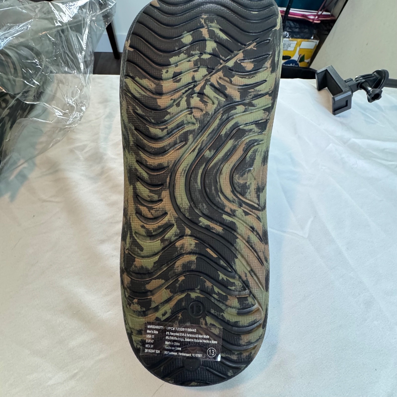 Rugged Shark Size 9 Men’s Clog Green Camouflage NWT