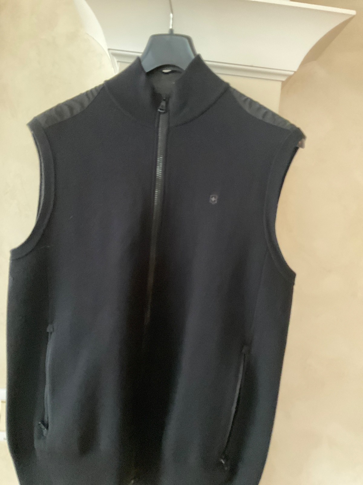 Victorinox Mens Cotton Spring Ful zip Black Ves