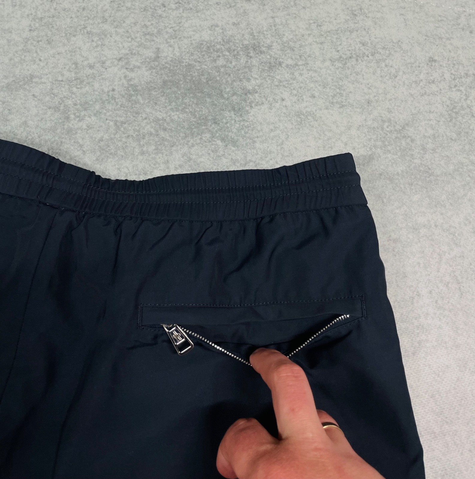 Moncler Men’s Navy Blue Zip Pantalone Sportive Casual Pants Size 52