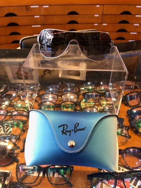 NEW IN BOX RAY-BAN RB3471 WRAP SUNGLASSESSilver Chrome Metal Wrap Dark Gradient
