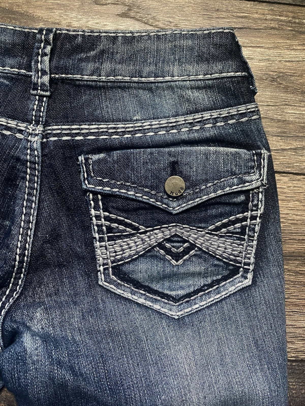 Womens Vintage Y2k Jeans Mudd Size 3 Blue Denim Boot Cut Low Rise