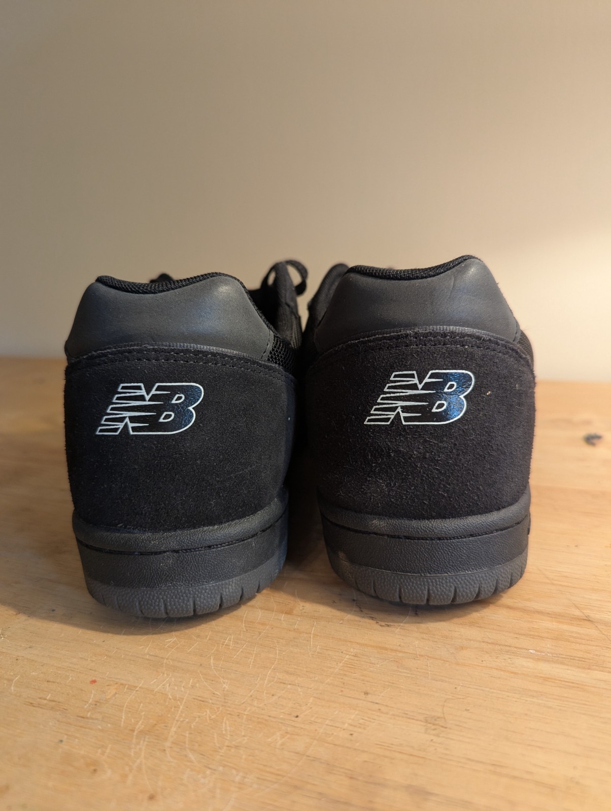 Size 10 – New Balance Numeric 600 Tom Knox black