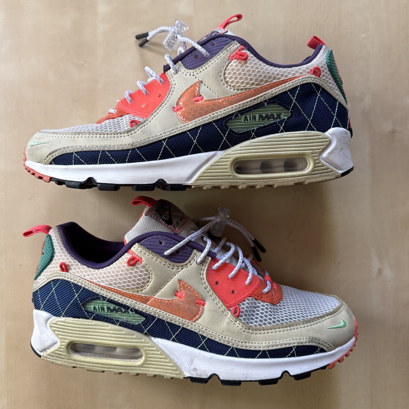 Nike Air Max 90 Mountaineering Team Gold Mesh Sneaker CZ9078-784 Mens Size 9