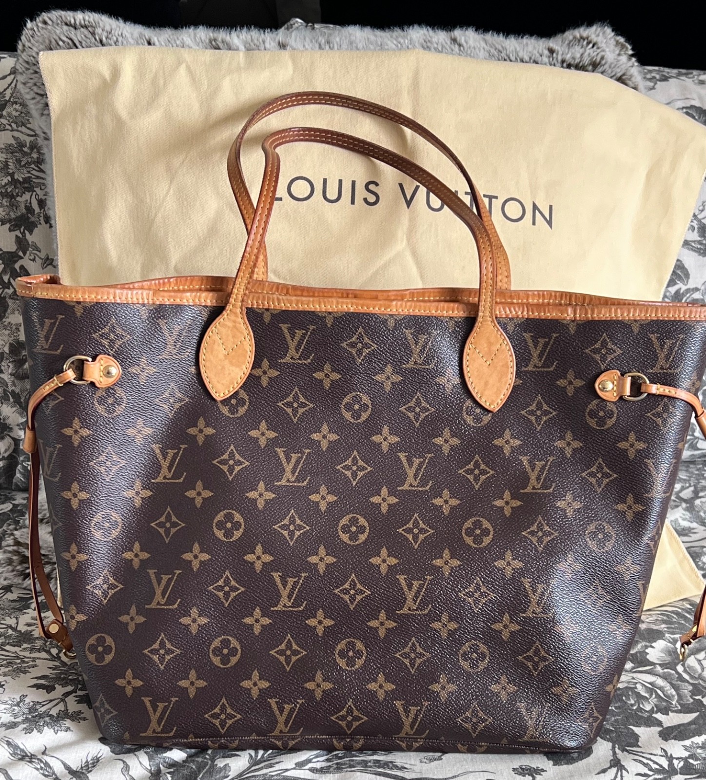 Louis Vuitton Neverfull Tote (M41177) MM Brown/Cerise Red Canvas Monogram