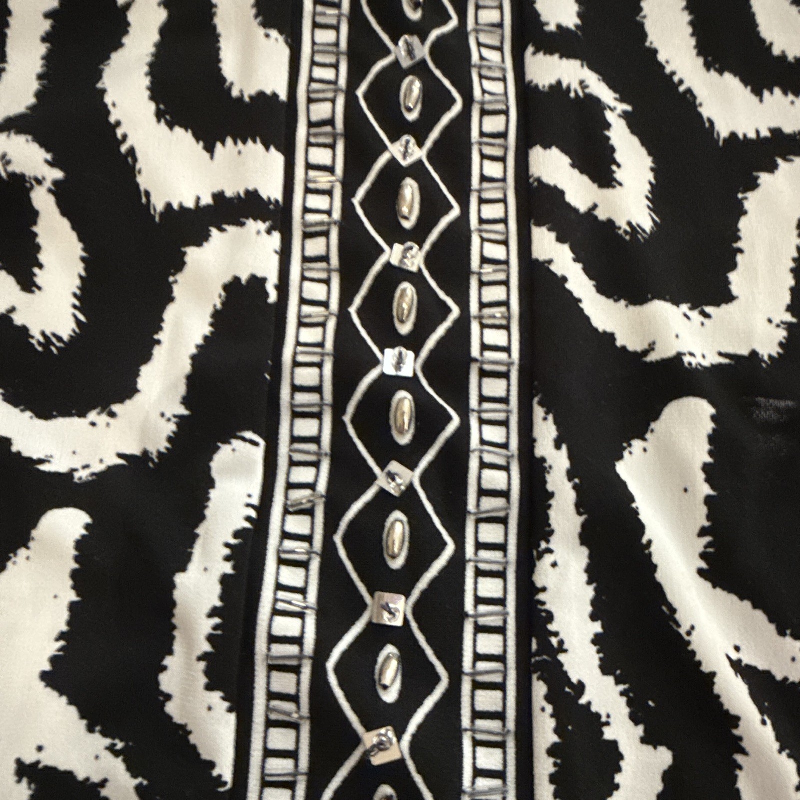 Alfani Black White Knit Tunic Top M Round Neck Abstract 3/4 Sleeve Pullover