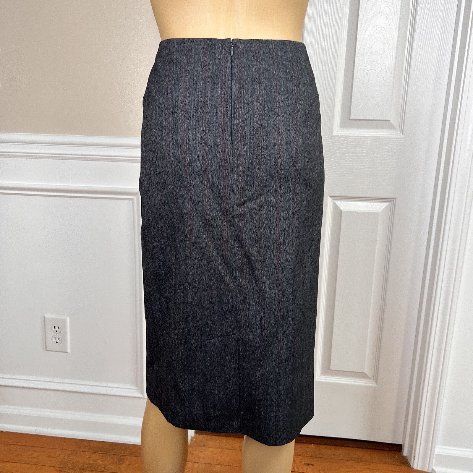 Larry Levine Polyester Rayon Stretch Skirt Suit Size 18 Charcoal Gray 2PC New