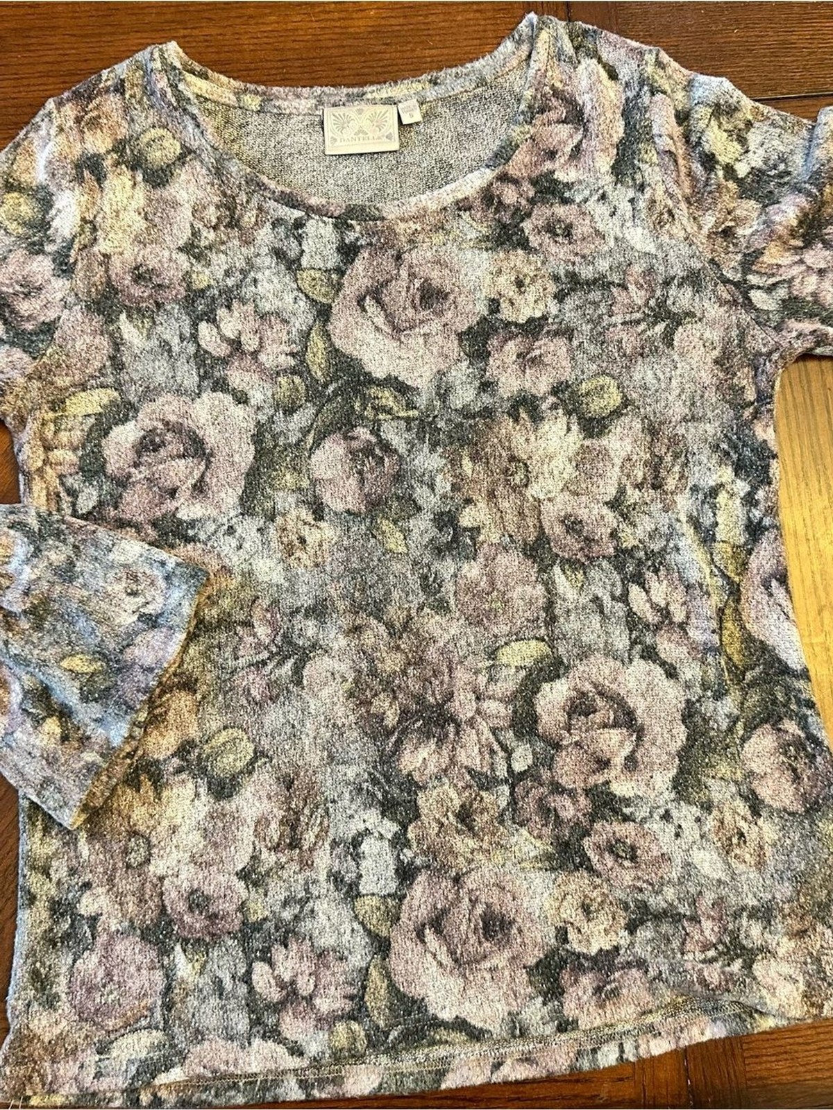 Anthropologie Dantelle Floral Textured Long-Sleeve to with bell sleeves Small