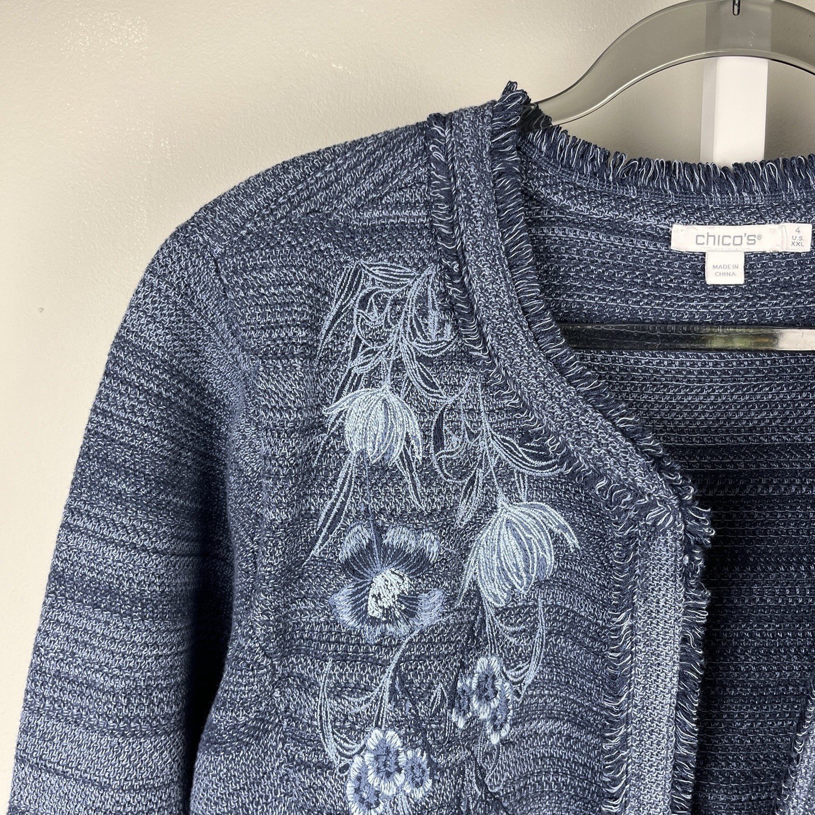 Chico’s Blue Tapestry Woven Jacket Size 4 Womens XXL Embroidered Floral