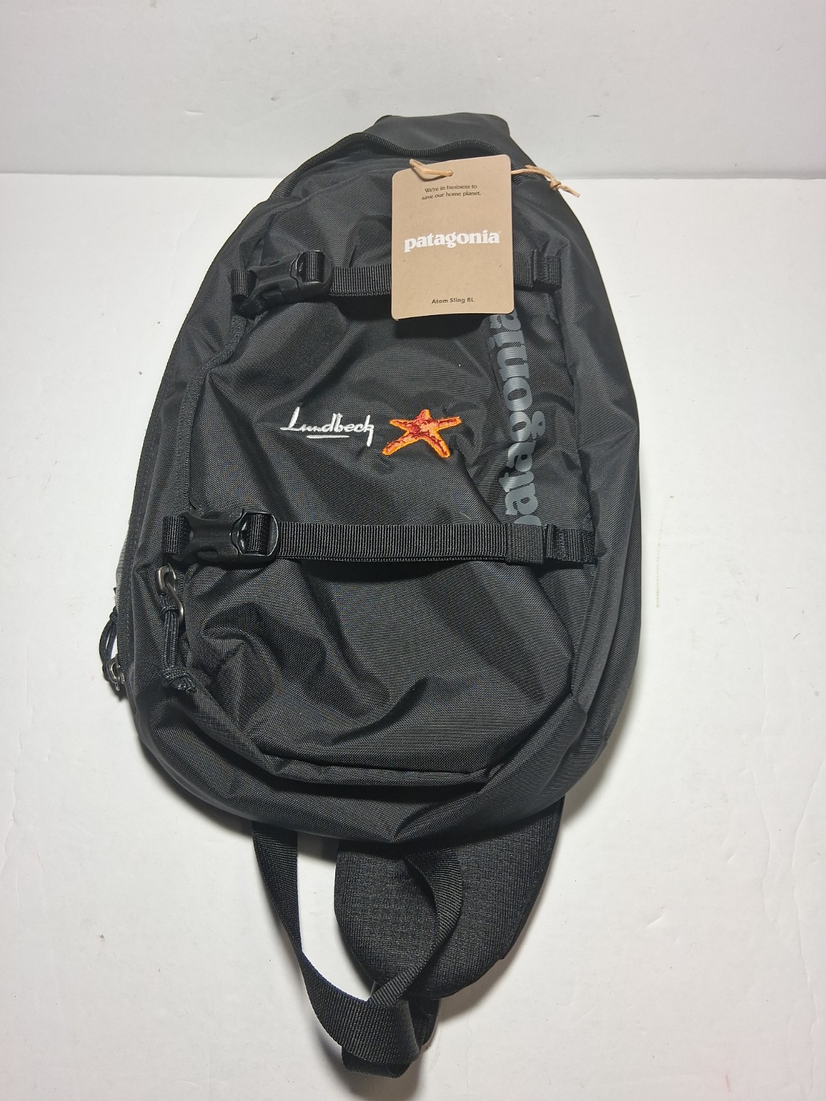 Patagonia Atom Sling 8L Bag Backpack – Lundbeck, Black.