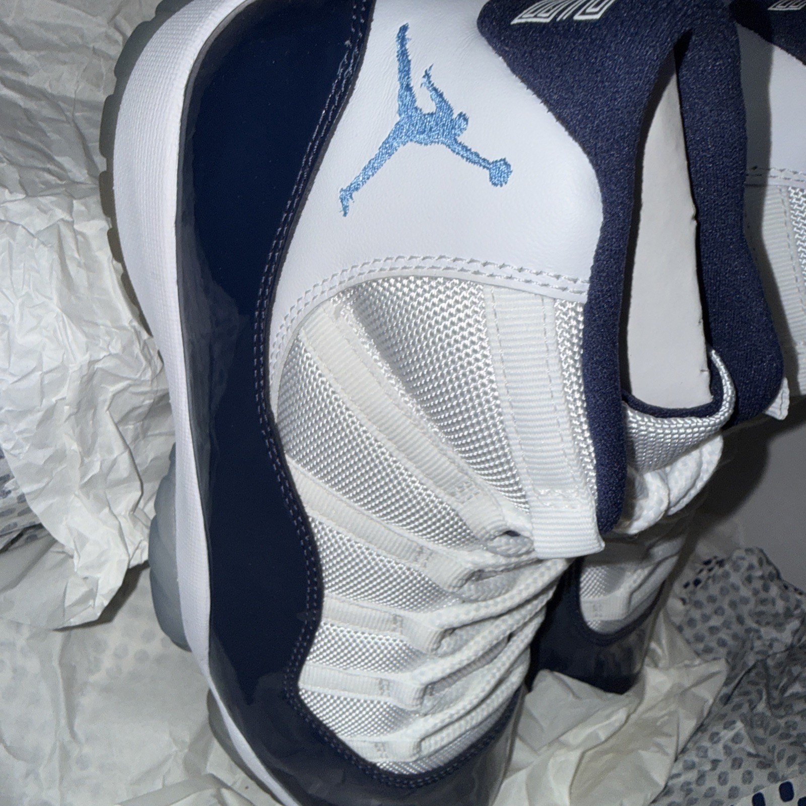 Size 9.5 – Jordan 11 Retro High Win Like ’82