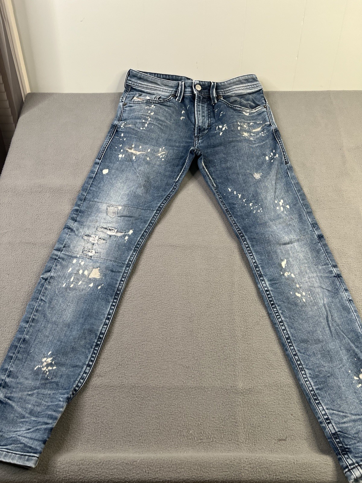 Diesel Thommer-T Jeans Size 28 Blue Slim Fit Distressed Paint Splatter Denim