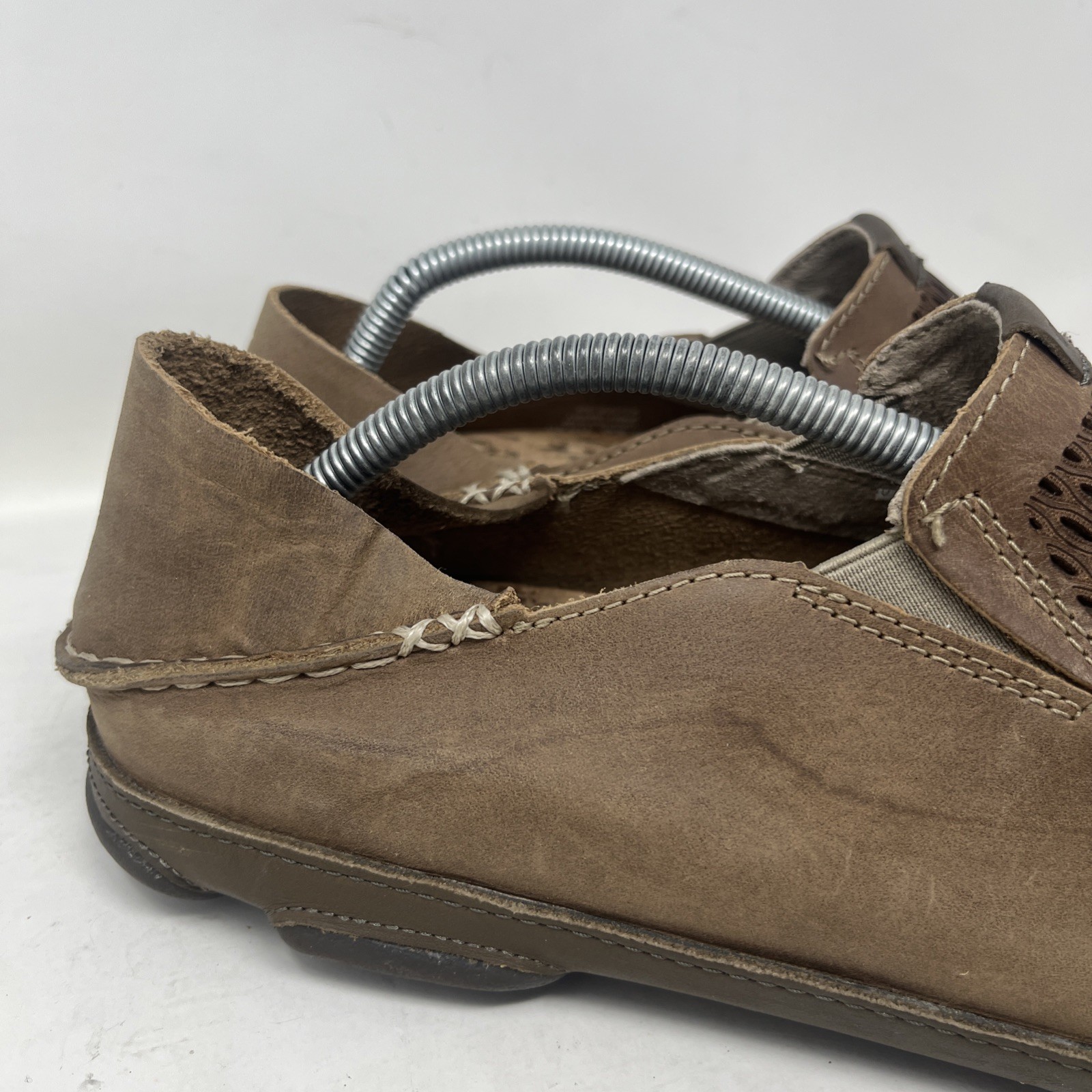 OluKai Moloa Aho Men’s 12 Nubuck Leather Slip On Loafers Clay Husk Walking