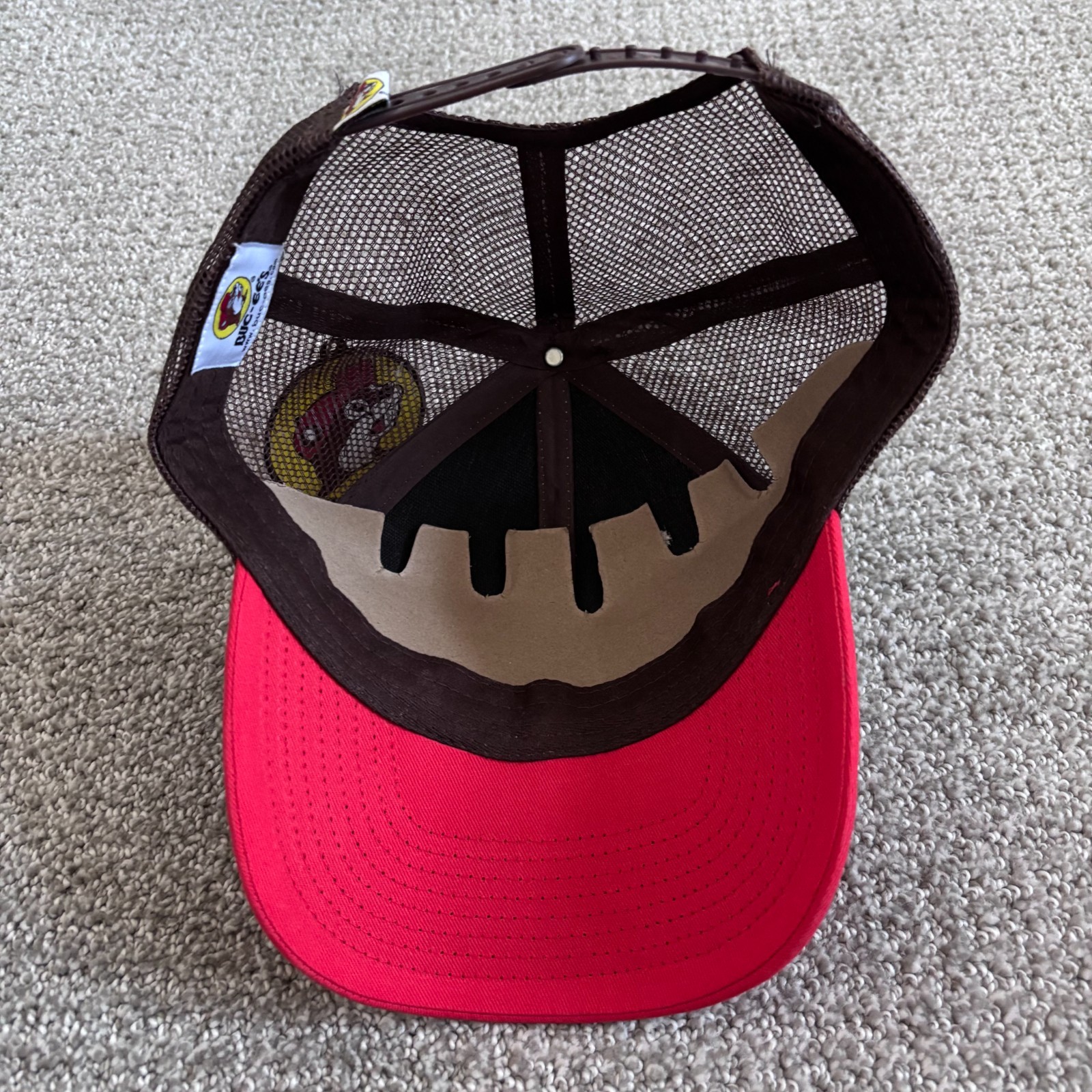 NWT Buc-ees Trucker Hat Cap Est 1982 Texas Red White Brown Mesh Snapback
