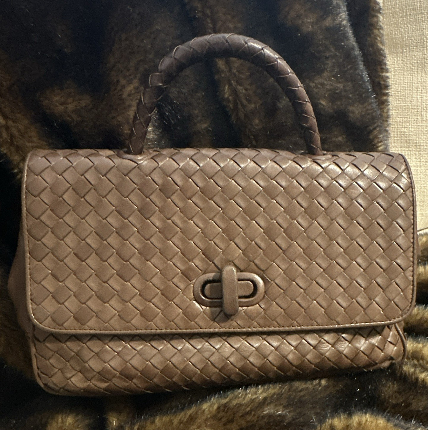 VINTAGE Bottega Veneta Brown Top Handle Bag Gold Hardware Turn Lock Zip, Pockets