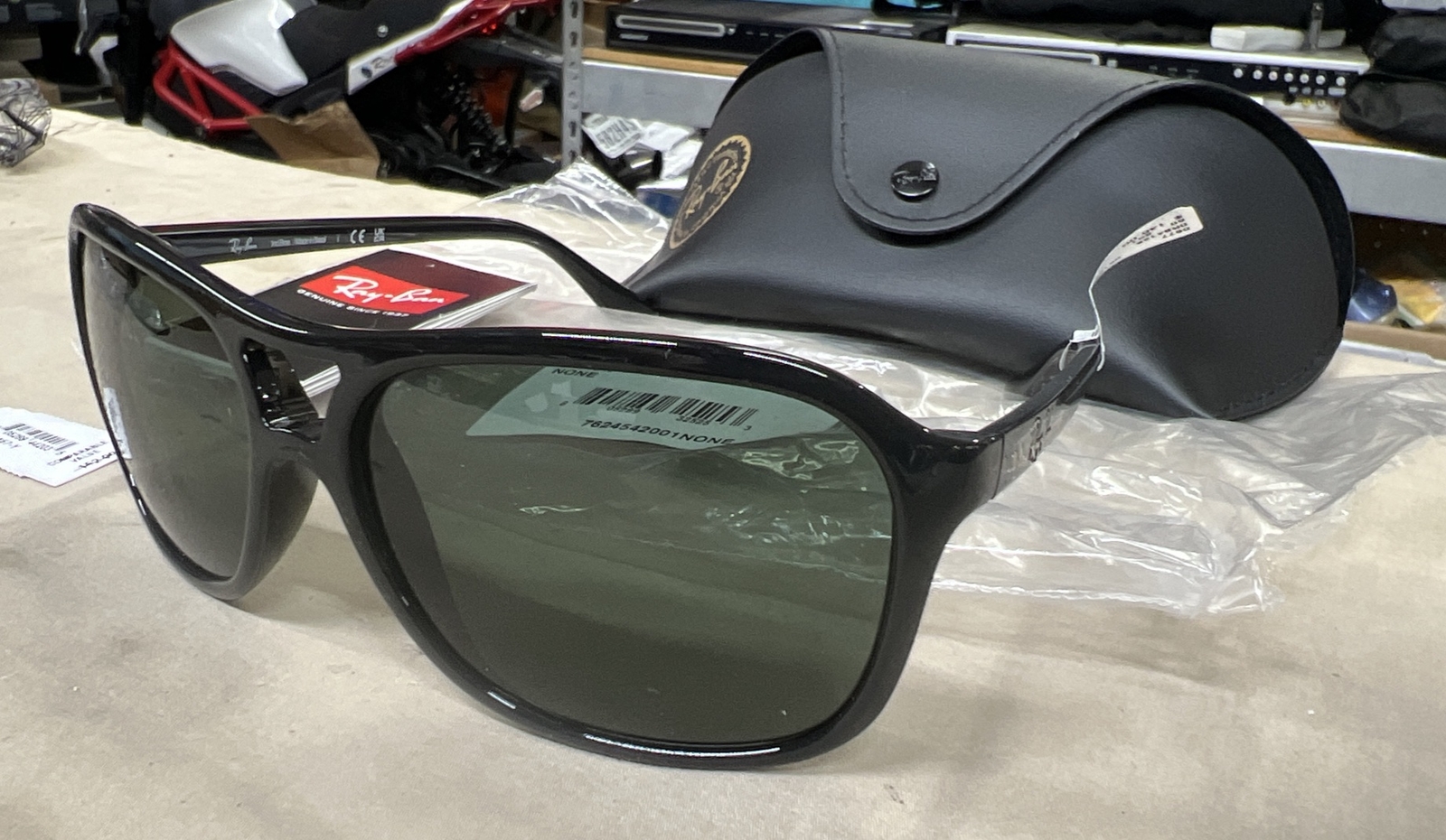 New Ray-Ban Square Sunglasses Black RB 4128 601 60mm-15-140 RB412860-X 3N