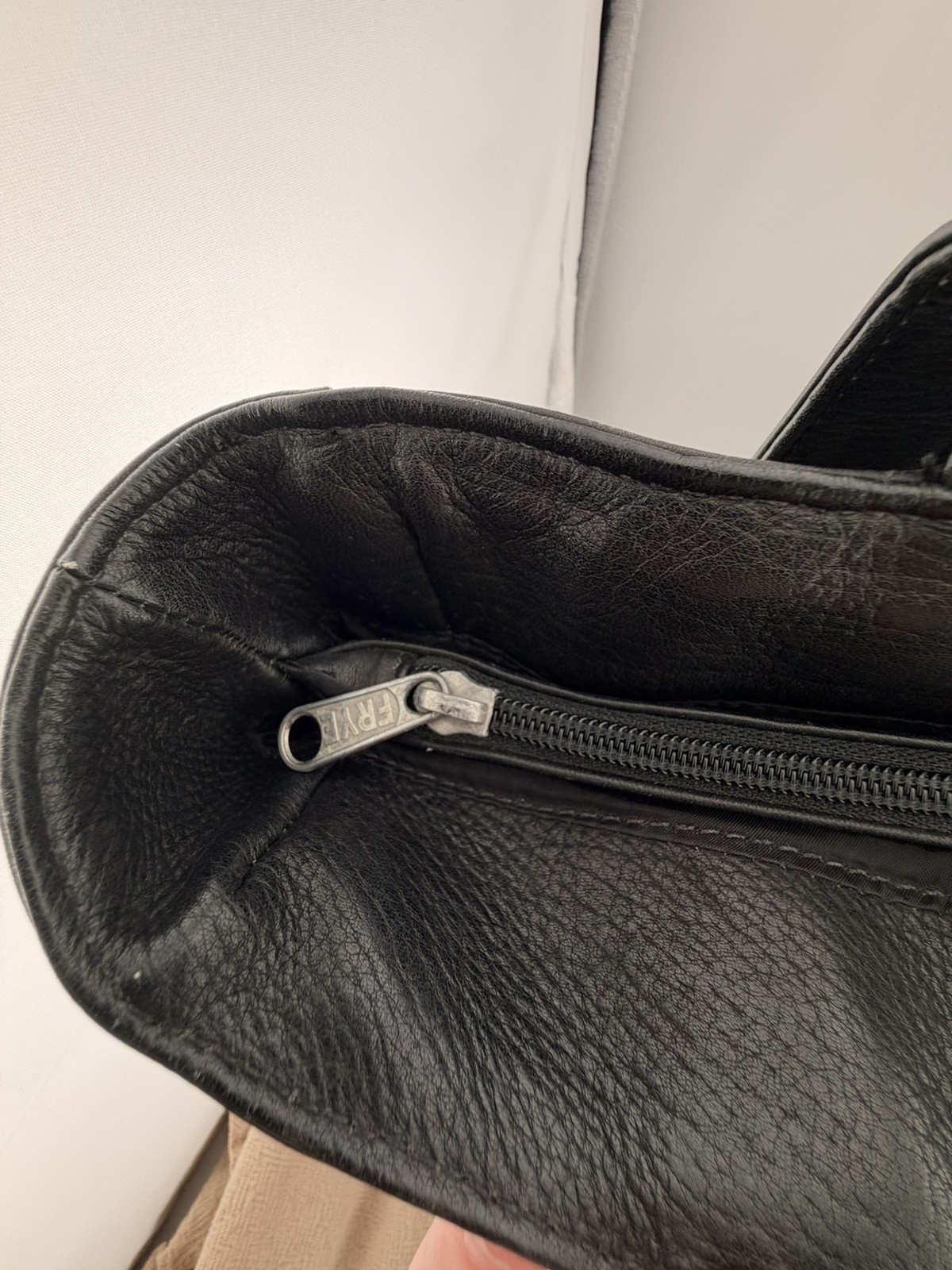 FRYE Black Leather Tote Bag Large Shopper Shoulder Purse Side Pockets