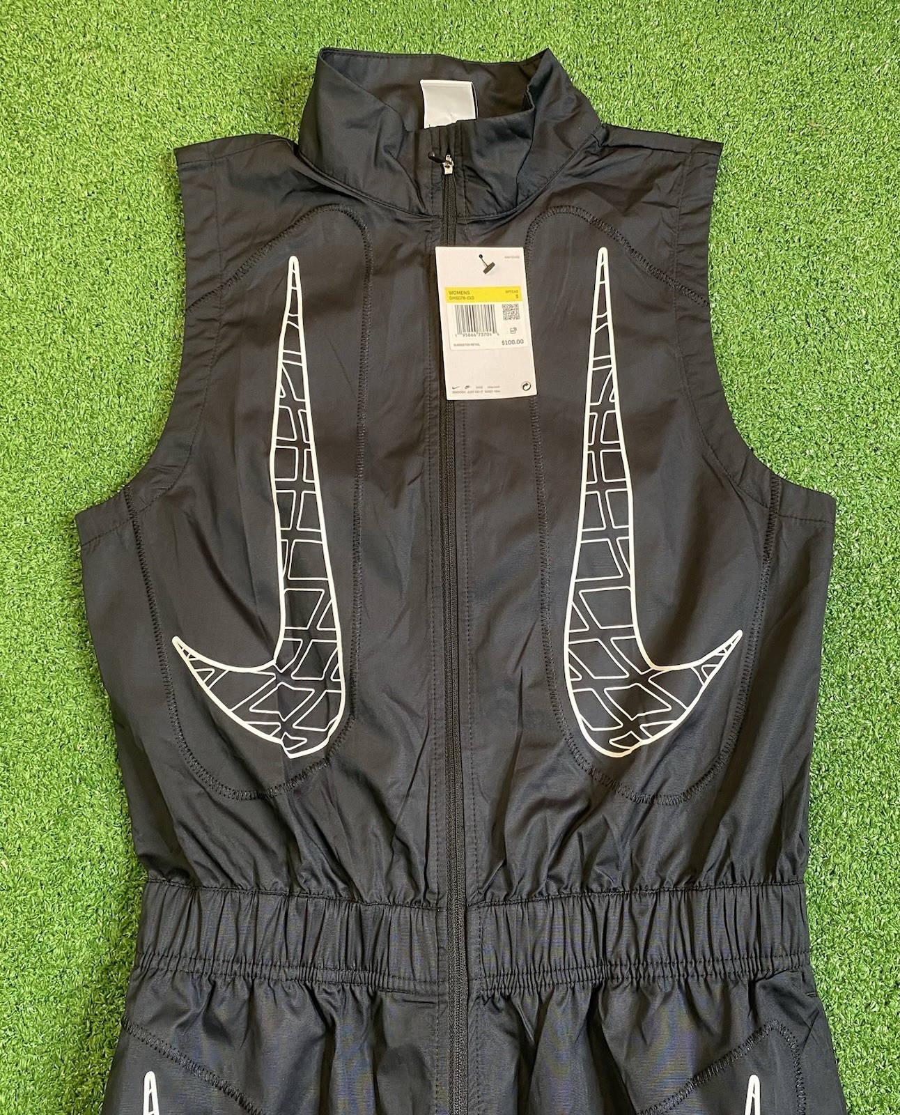 Nike Sportswear Air Max Day Jumpsuit Womans Small DM6078-100 Black Brand New NWT