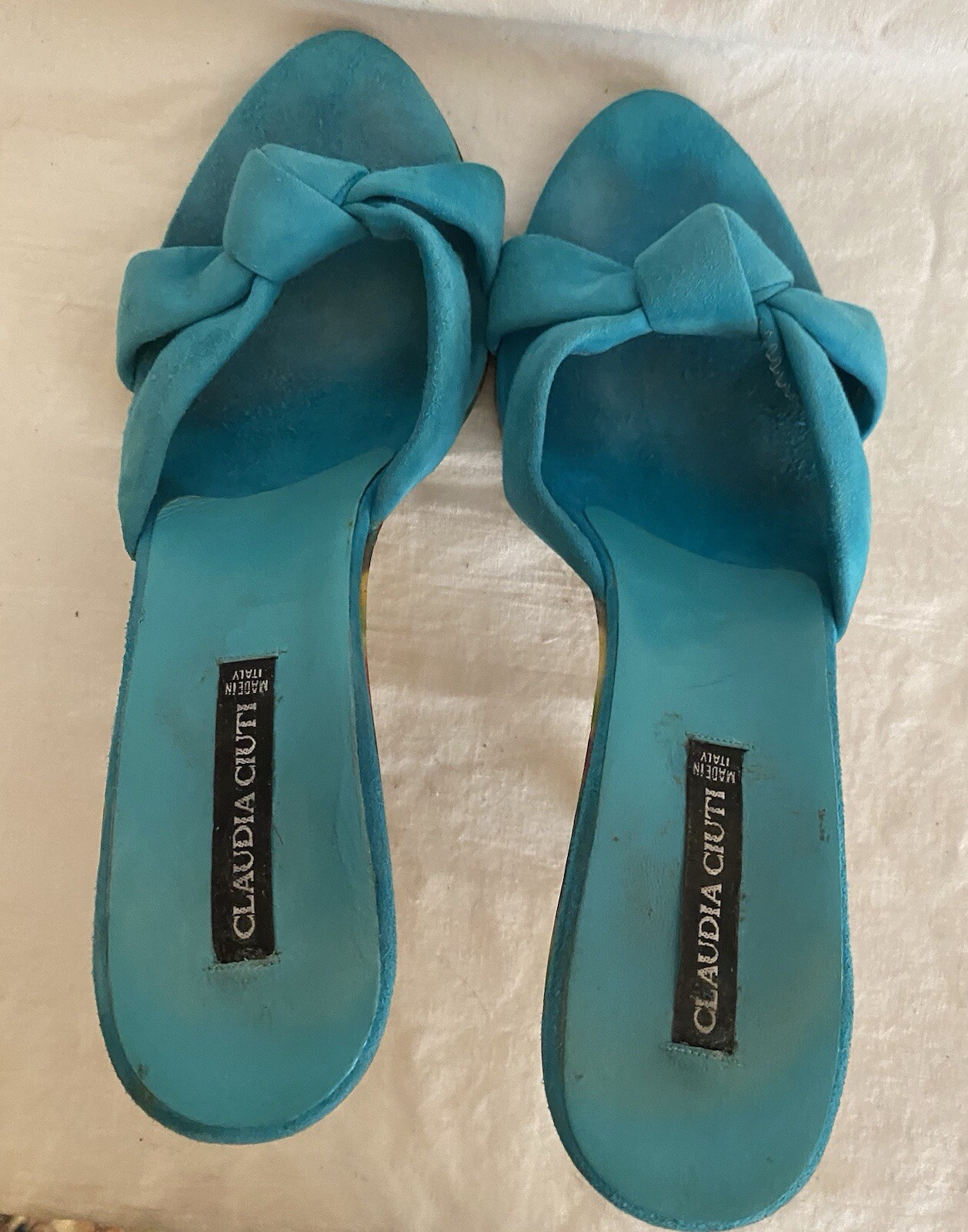 C.2005 Claudia Ciuti Nova Turquoise Suede Slide – Size 7