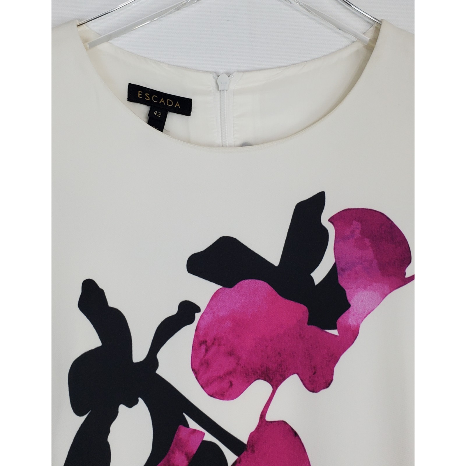 Escada 42 large floral sheath dress short sleeves ruffle white multi summer boho