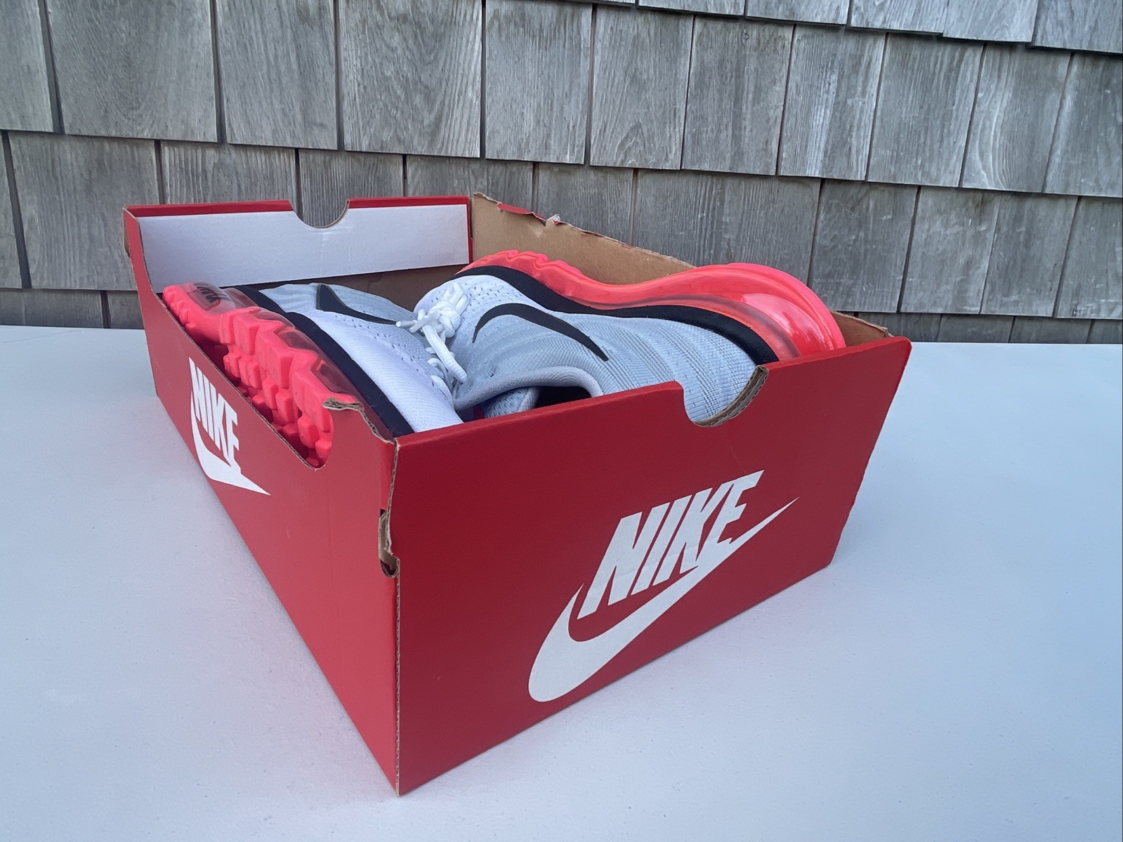 Nike Air Max 2017 Running Shoes White Grey Pink 849559-106 Men’s Size 15 NEW