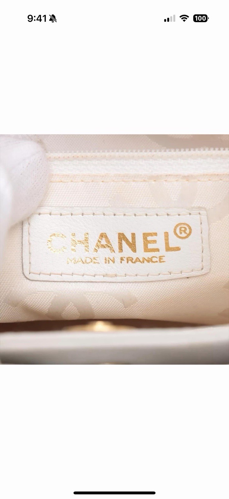 CHANEL White Quilted Tote Bag Gold Hardware Magnetic Closure Double Handles