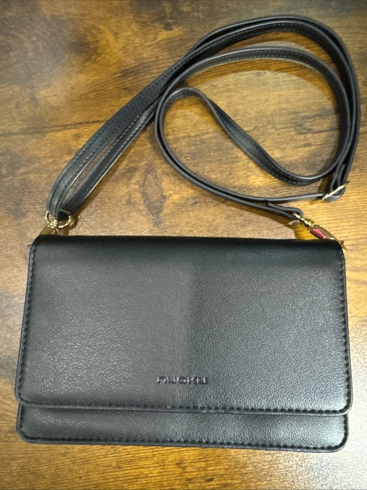 Nuoku Women’s Small Crossbody Bag Cellphone Purse Wallet New Without Tags