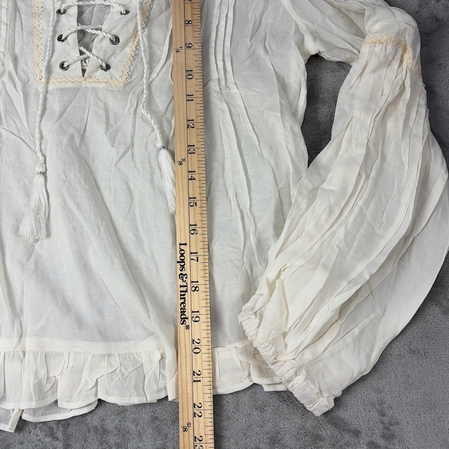 Sweewe Paris White Lace Up Peasant Blouse Tassel Pintuck Balloon Sleeve Ruffle