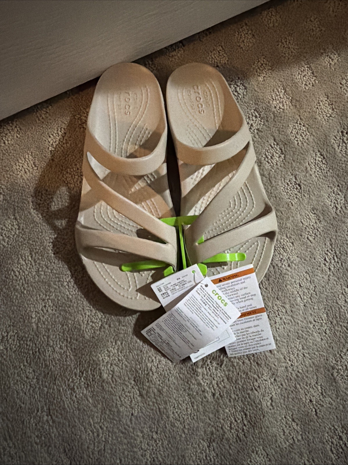 Crocs Kadee II Cobblestone Sandals. Sz 9. NWT!