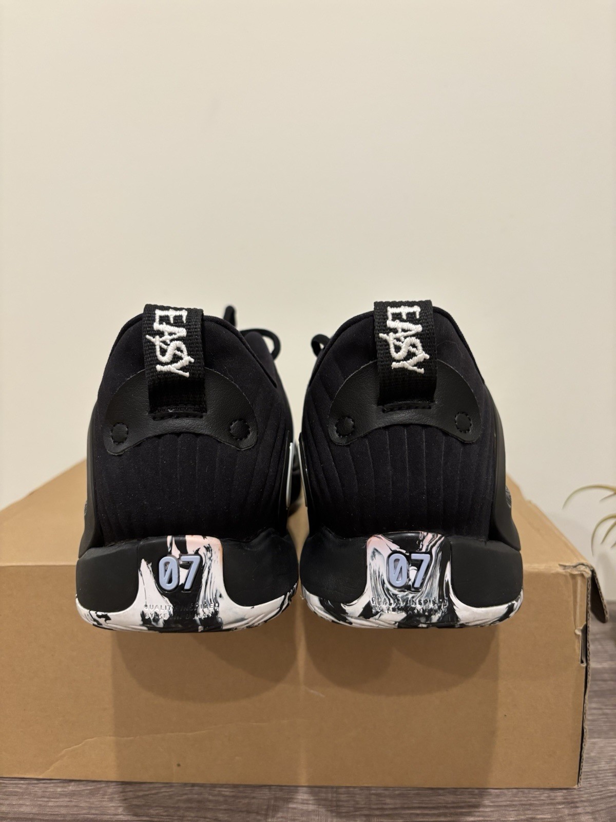Nike KD 15 Refuge Black White 8.5M