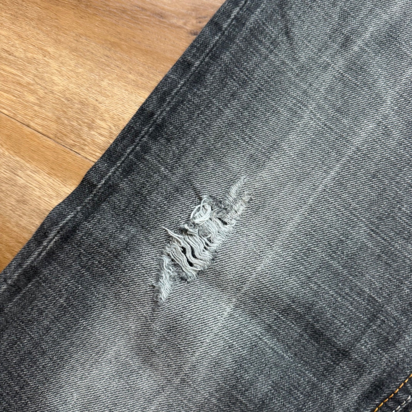 Diesel Zatiny Jeans Men 29×32 Grey Distressed Bootcut Denim Charcoal Punk 008C6