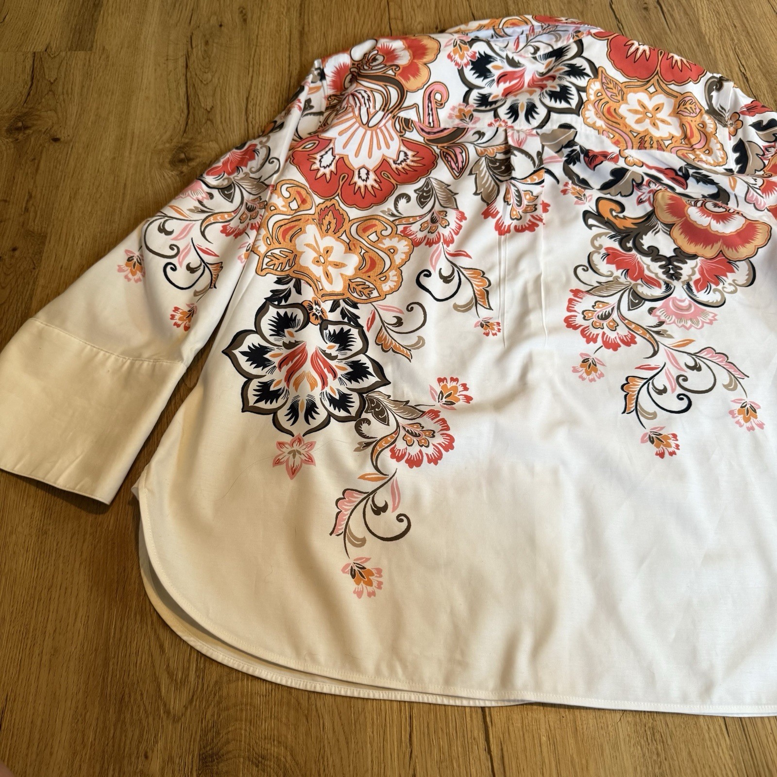 Chicos Women White Floral Print Button Down Tab Sleeve Size 3.5 18 Wester Trop