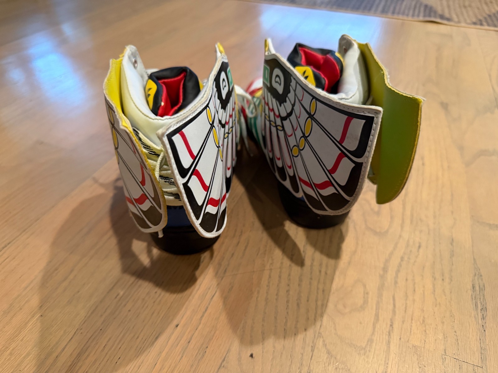 Size 8 – Jeremy Scott x adidas Eagle Wing Totem