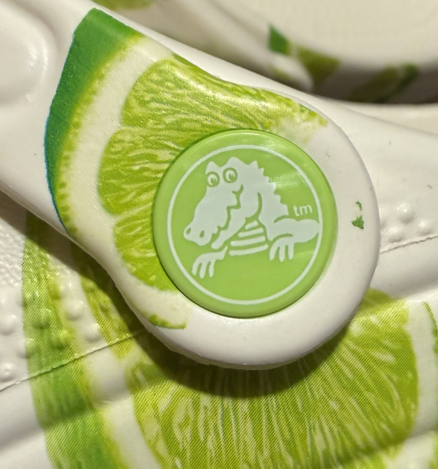 Authentic Crocs Comfort Classic Clogs Size: Men 5 /Women 7 White Lime Print New