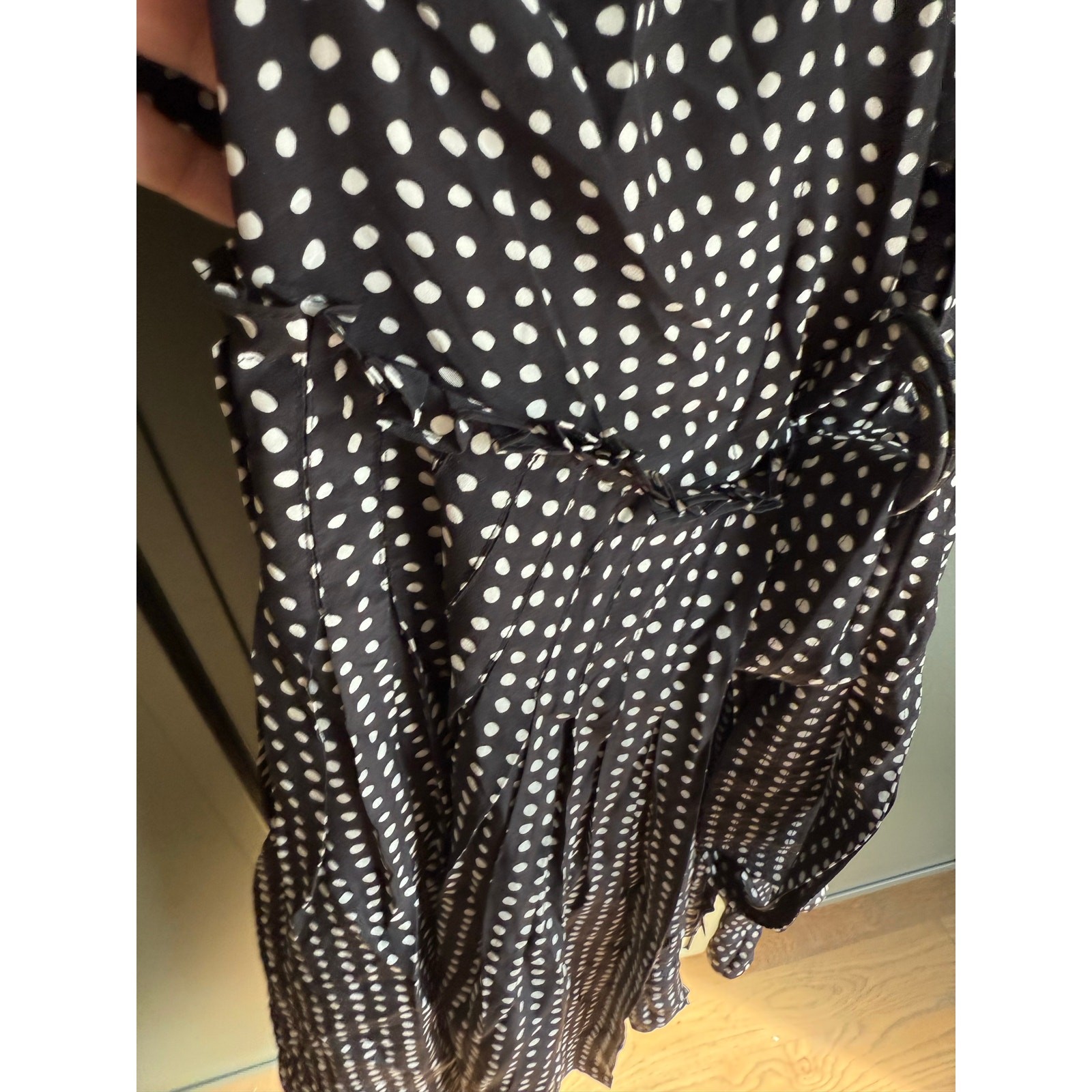DVF DIANE VON FURSTENBURG sz 8 silk black white polka dot wrap dess EUC