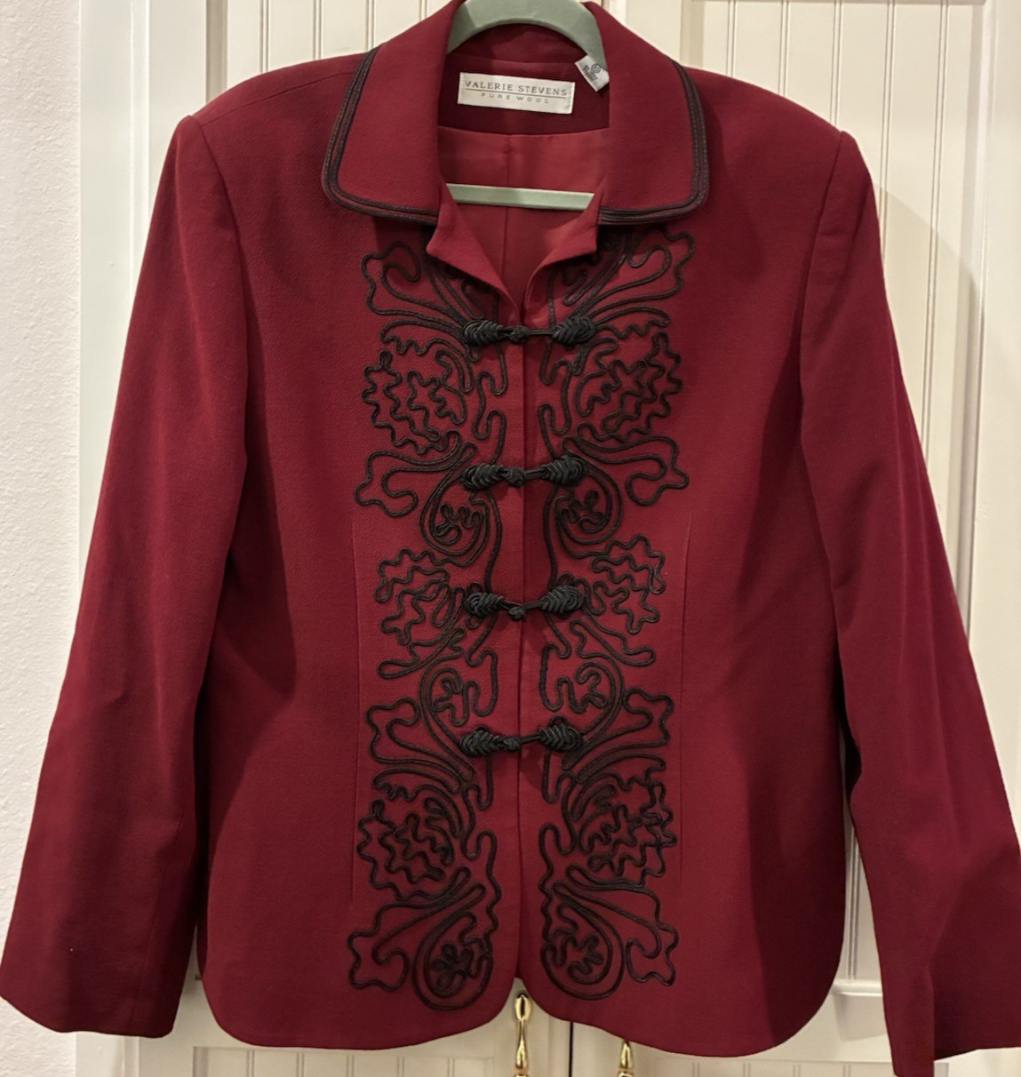 Vintage Valerie Stevens Burgandy Pure Wool Blazer/Jacket w/Embroidery Size 10