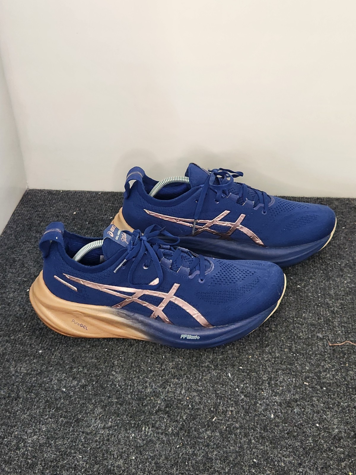 ASICS Gel-Nimbus 26 Platinum Mens Size 12 Blue/Champagne Comfort Running Shoes