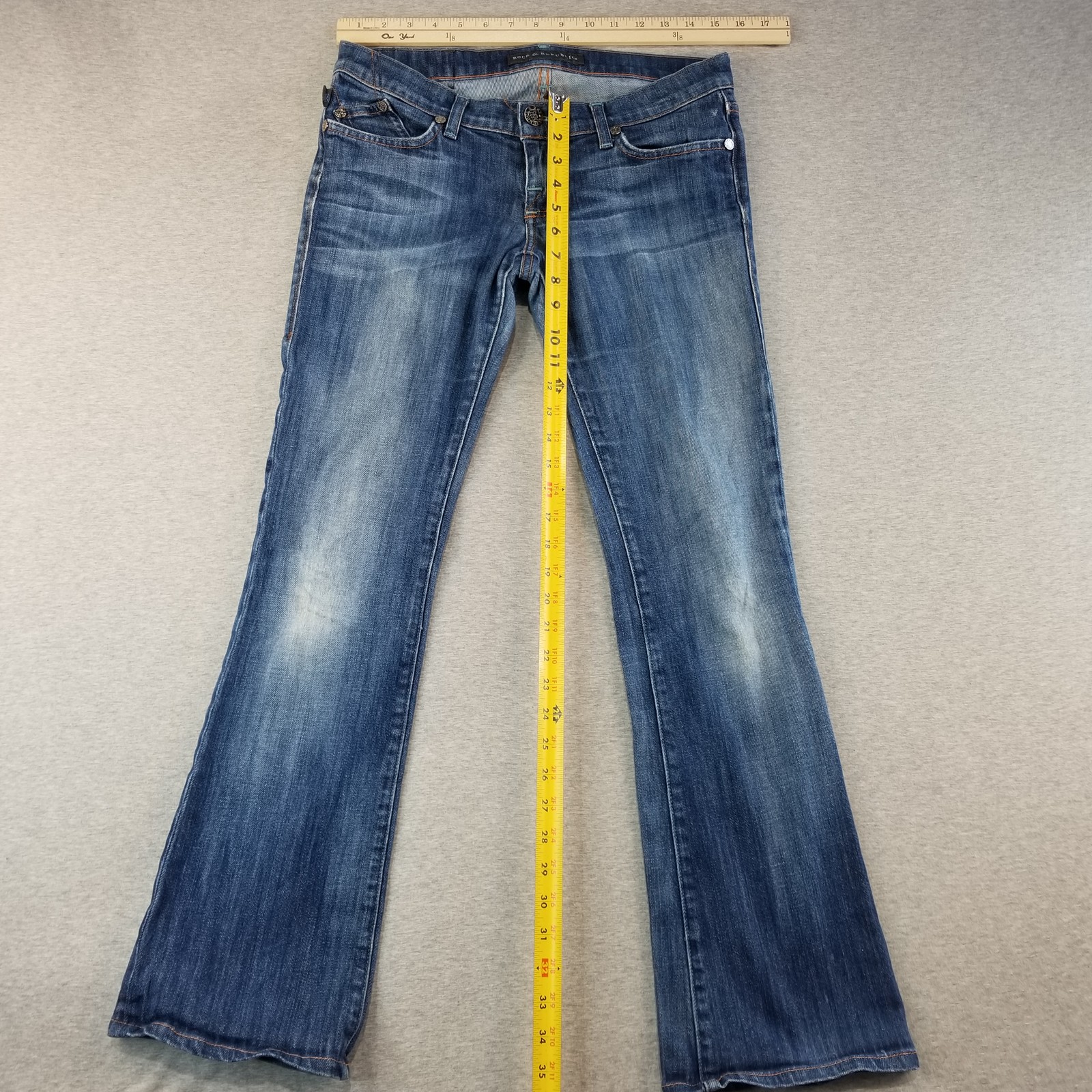 Rock & Republic Jeans Women’s Sz 28 2000s VTG 98%Cotton MedWash Normcore Cute