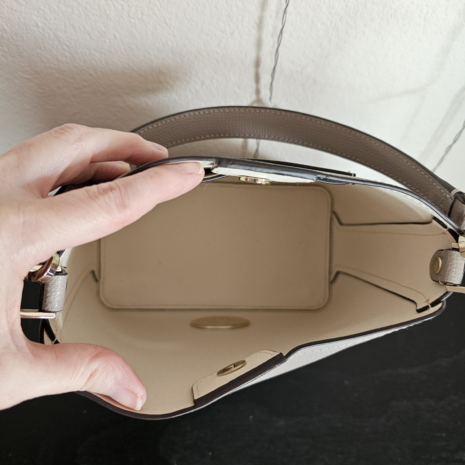 Kate Spade New York Gray Pebbled Top Handle Crossbody Adjustable Strap Gold