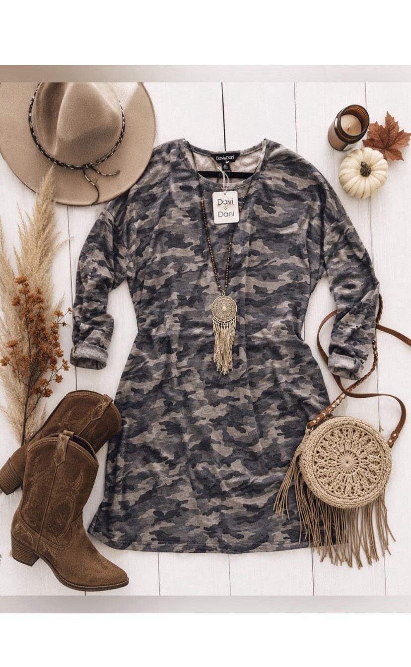 Davi & Dani Boutique Camo Sweater Dress Size 2X New!