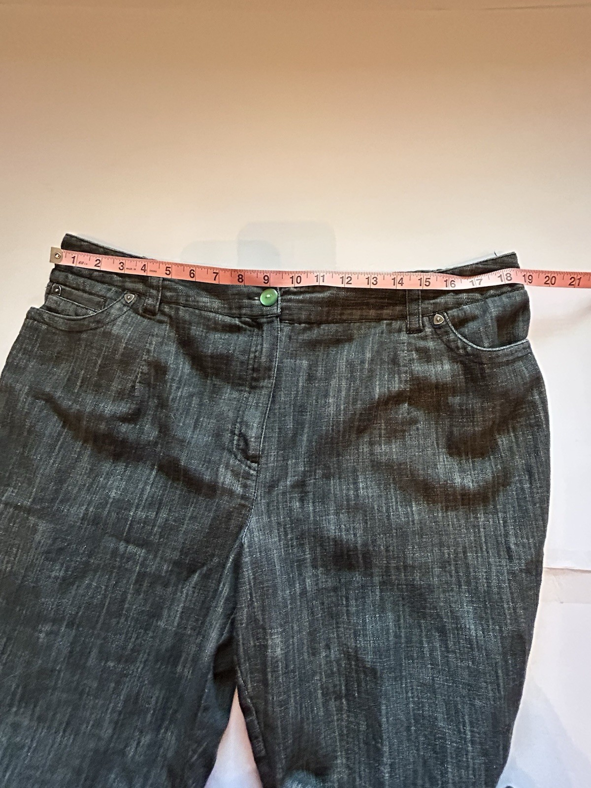 Women’s Size 18W Capri Dark Wash Denim Casual Travel Beach Cruise Resort Wear