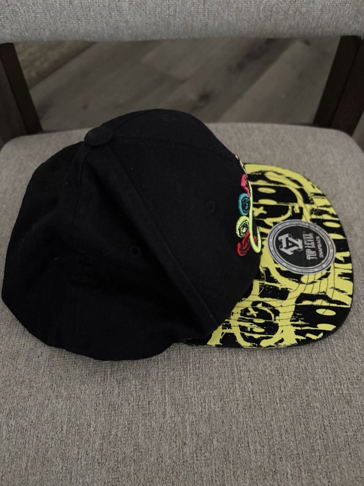 Good Vibes Top Level Smiley Face Graphic OSFM Cotton Flat Brim Cap Hat