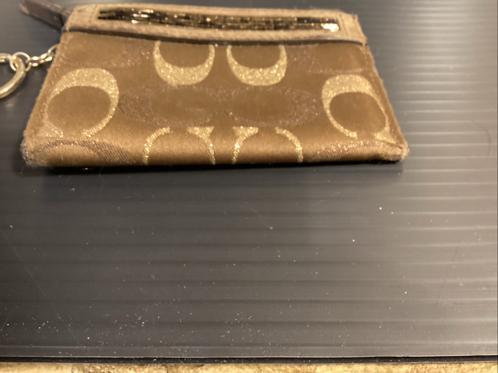 Vintage Coach Leather CC Logo Women’s Card Holder Key Chain Coin Case