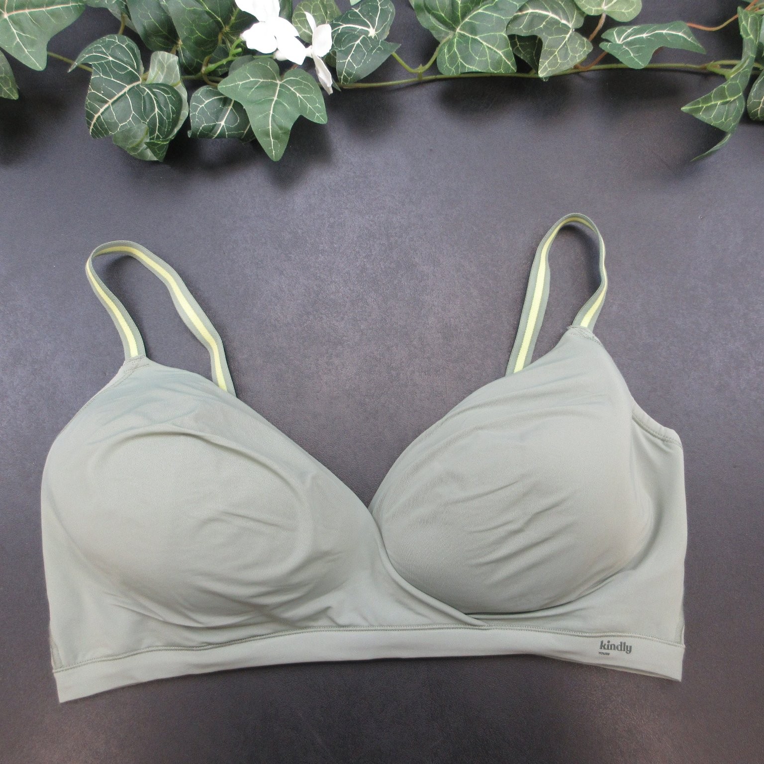 kindly YOURS Bra Women’s XXL Sea Spray Green Wireless Crossover