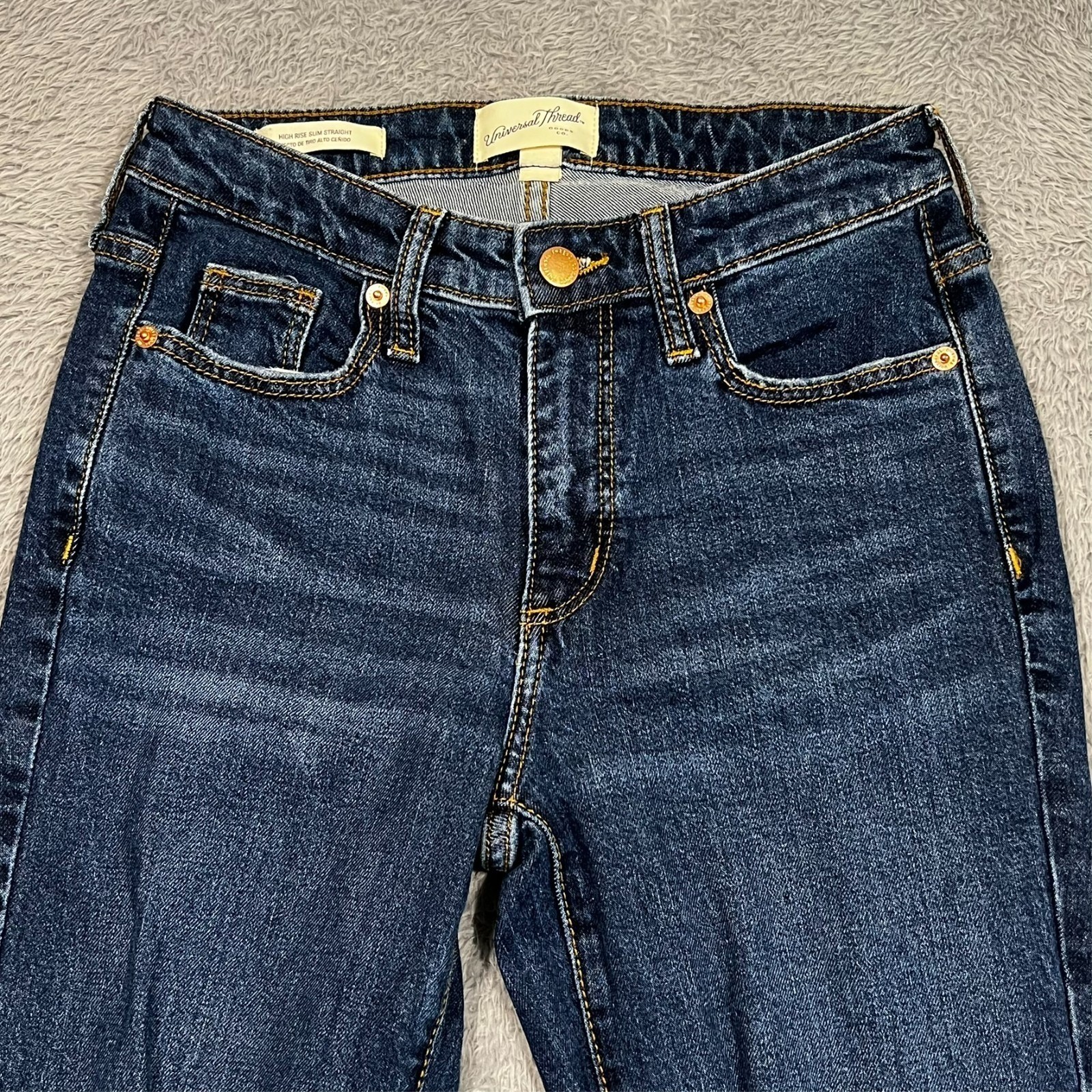 Universal Thread Jeans High Rise Slim Straight Distressed Dark Wash Womens 2/26R