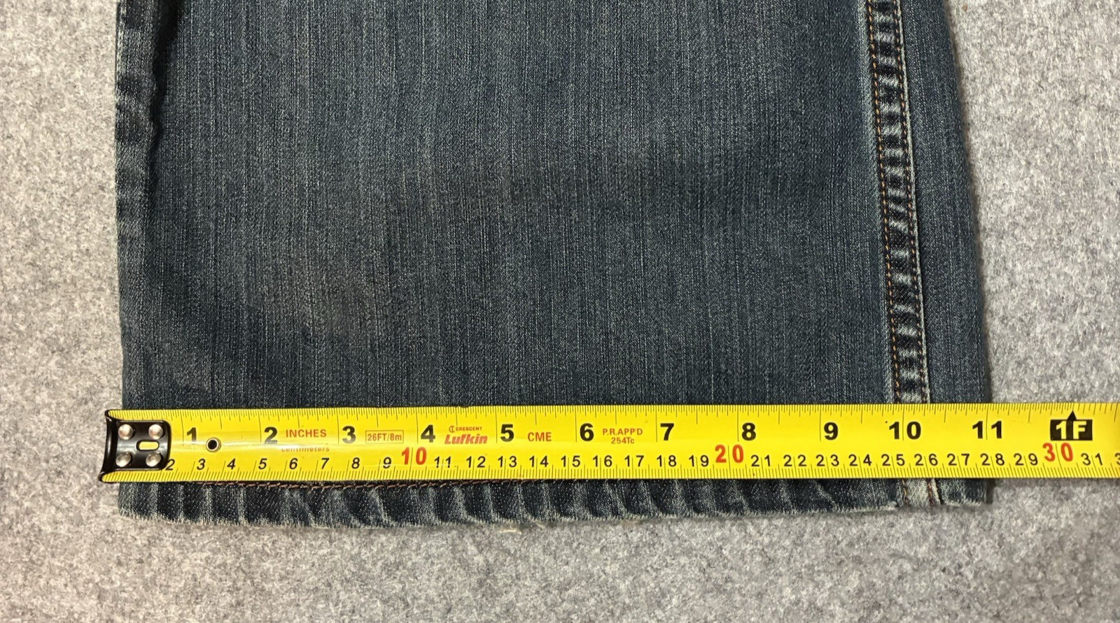Vintage Y2K Levis 567 Loose Boot Cut Jeans 36×29 Baggy Wide Leg Faded Whiskers