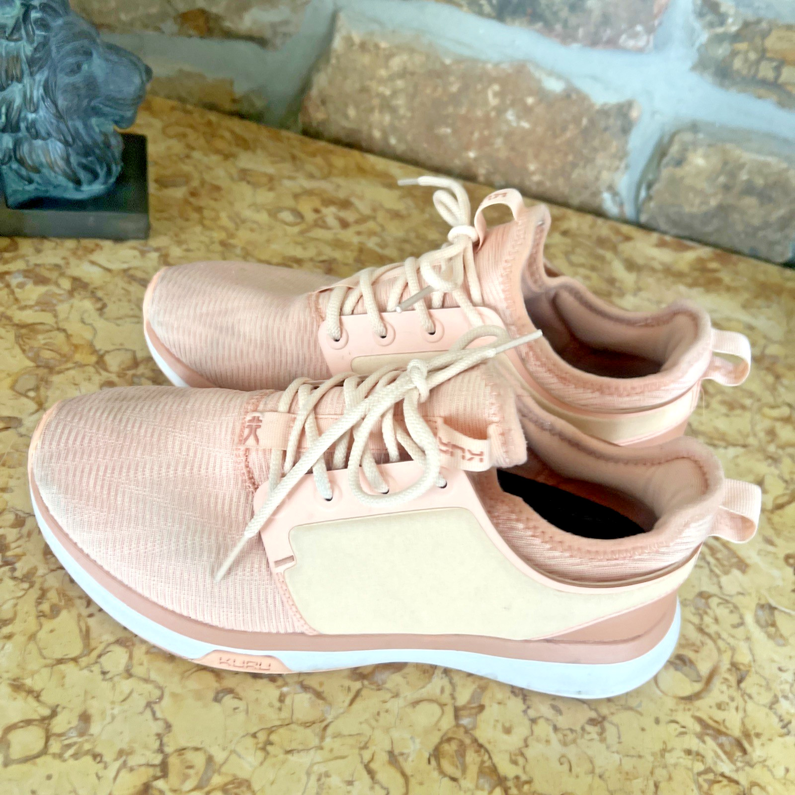 Kuru Atom Womens Size 9 Pink White Athletic Running Walking Shoes Sneakers