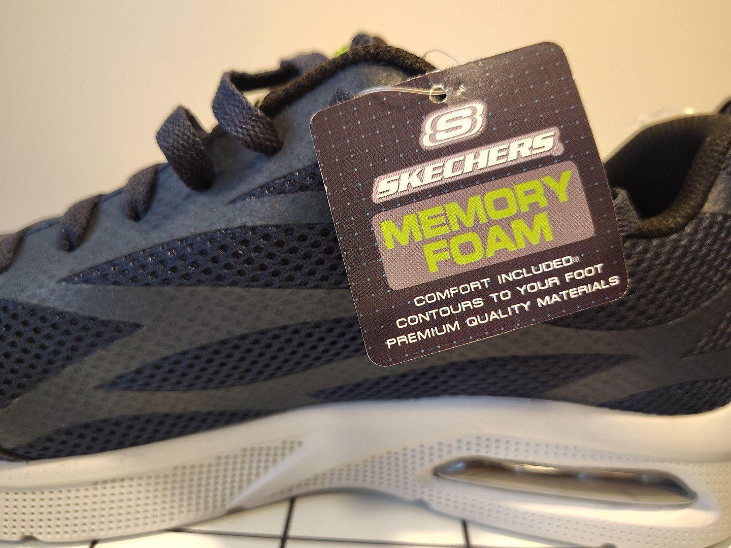 Skechers Mens Memory Foam Sneakers Size 9 Contours Foot Navy Blue Mesh Lace Up
