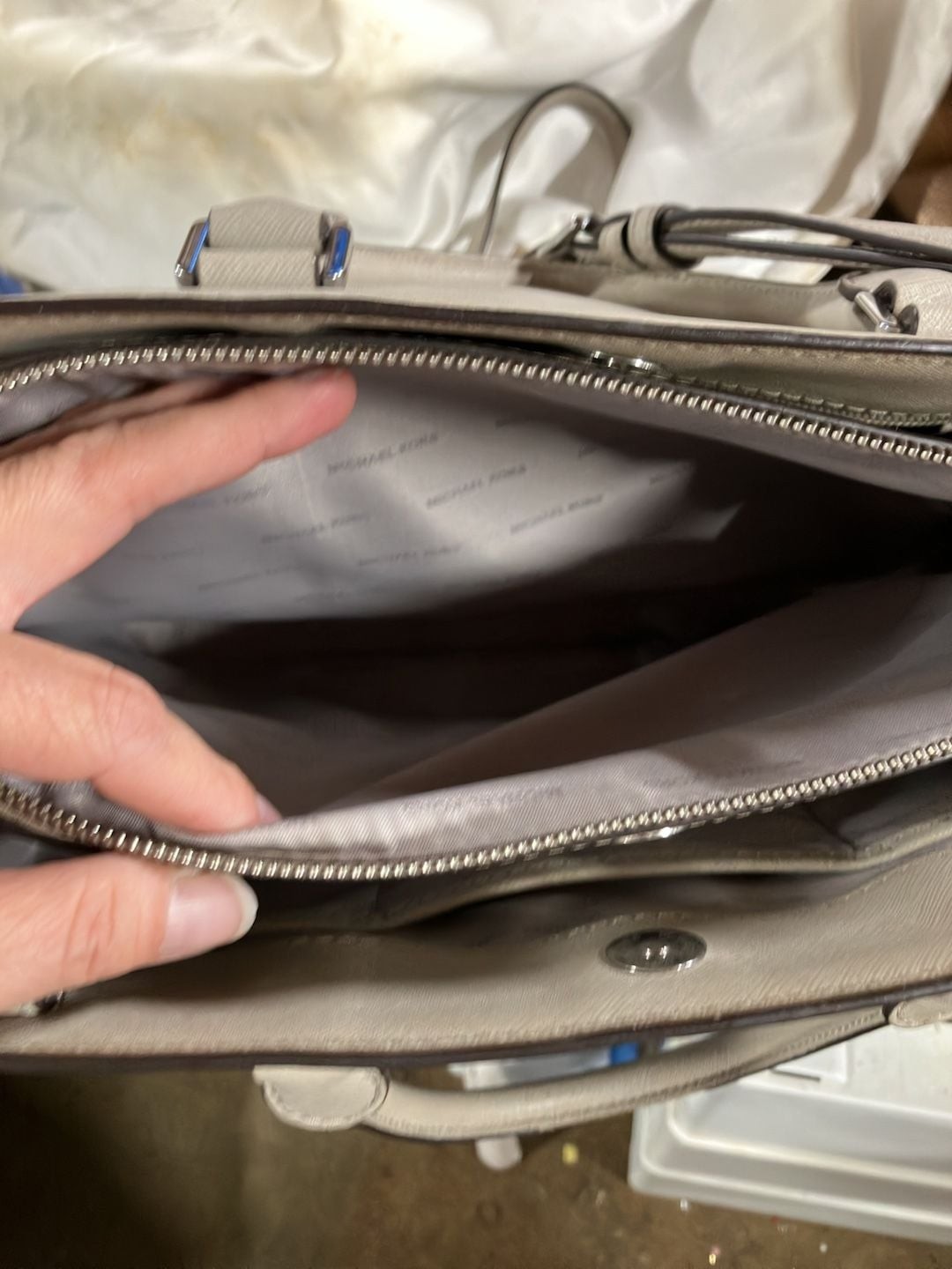 Michael Kors Savannah Large Saffiano Leather Satchel in Cement